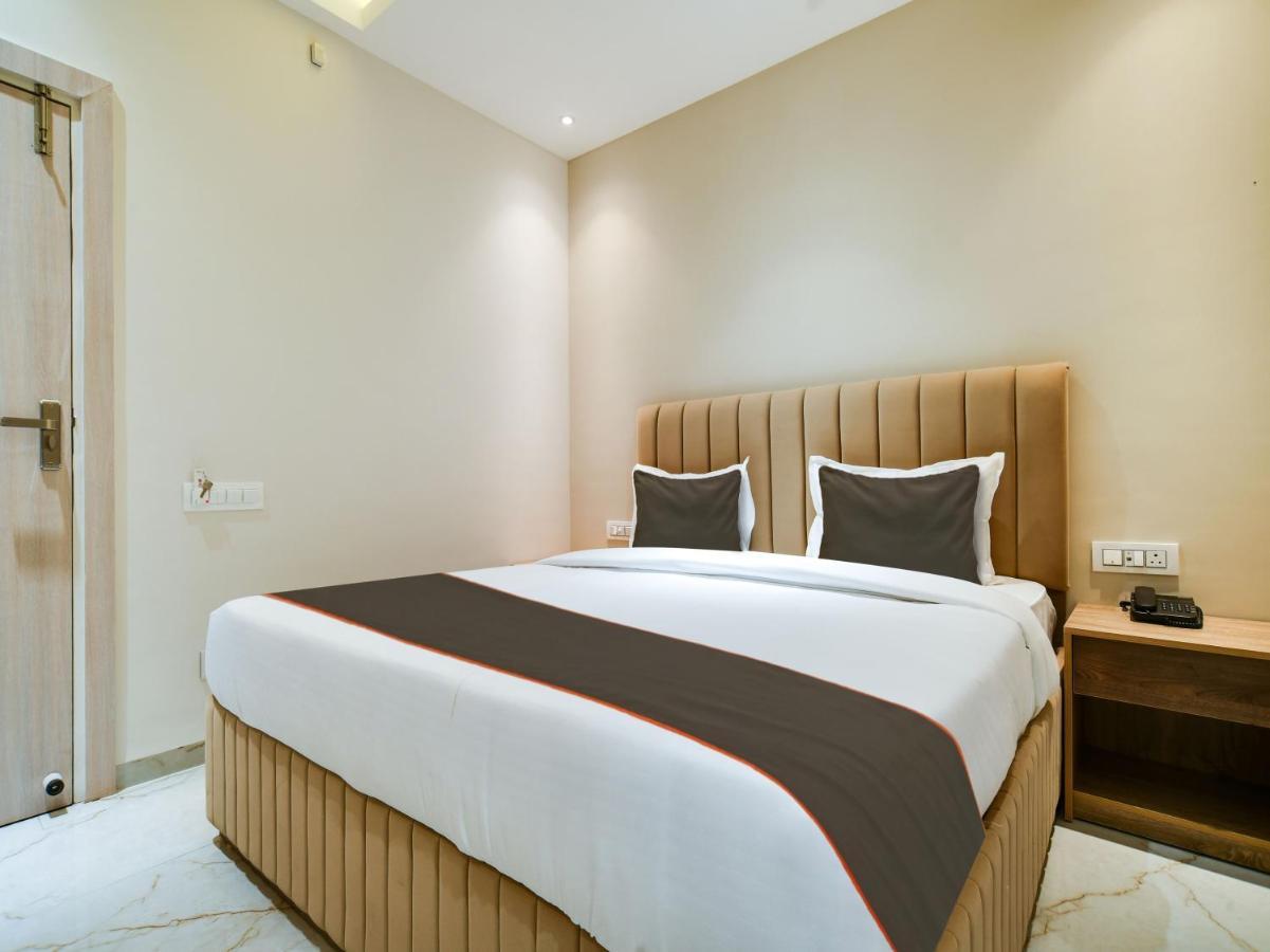 אינדורה Collection O Hotel Mint מראה חיצוני תמונה