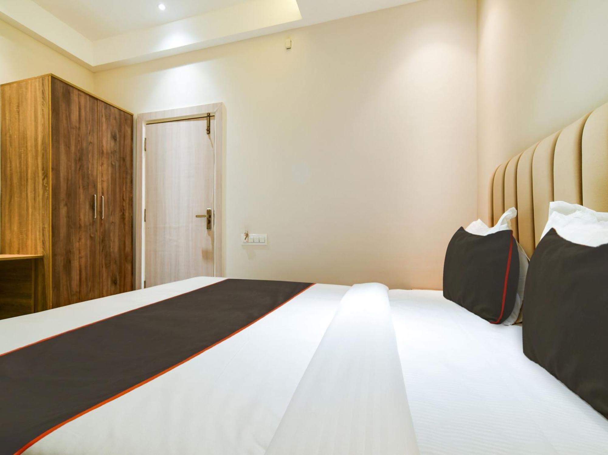 אינדורה Collection O Hotel Mint מראה חיצוני תמונה